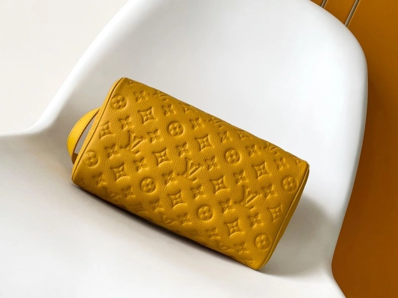 LV Cosmetic Bags 4194B-0284