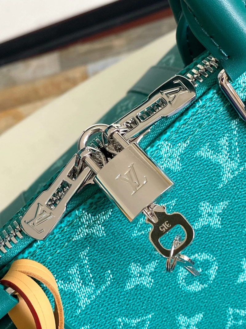 LV Travel Bags 4194B-0440