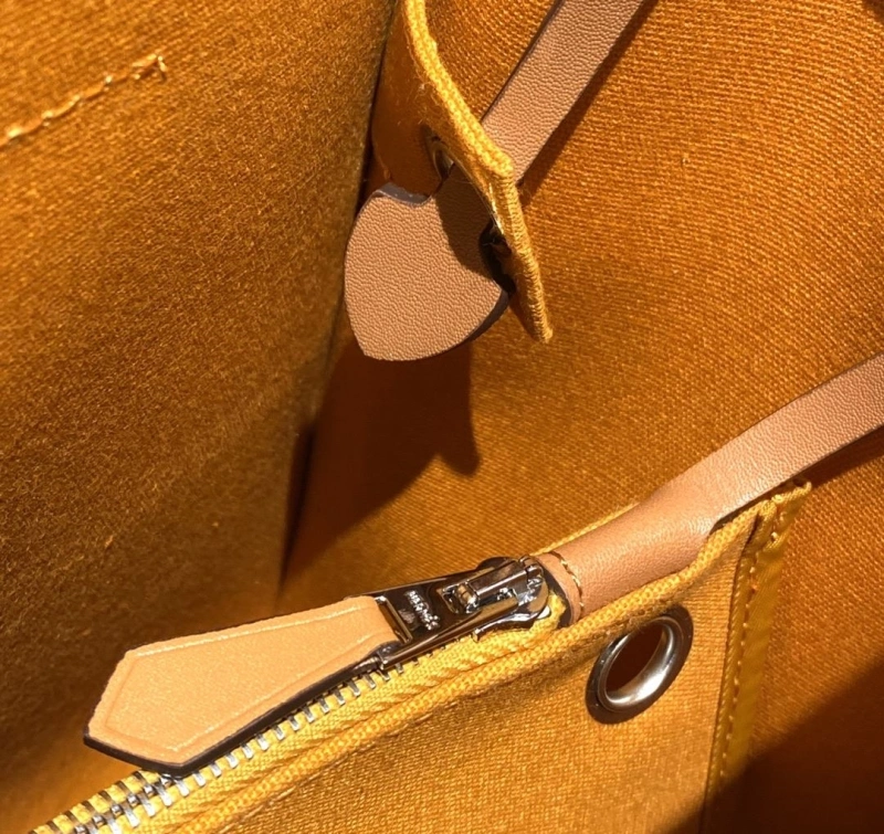H**me5 top handle bags 4197-0306