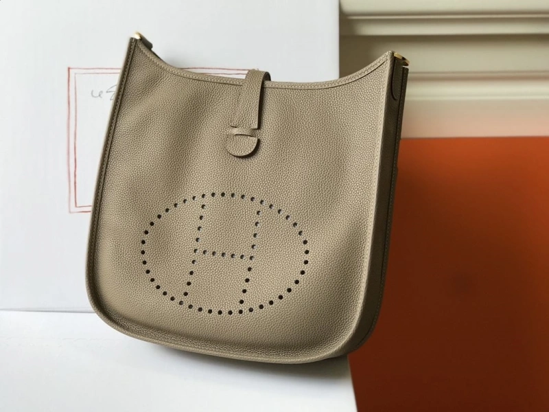 H**me5 satchel bags 4197-0561