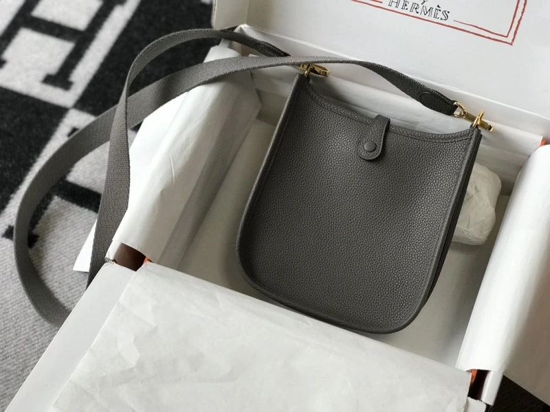 H**me5 satchel bags 4197-0652
