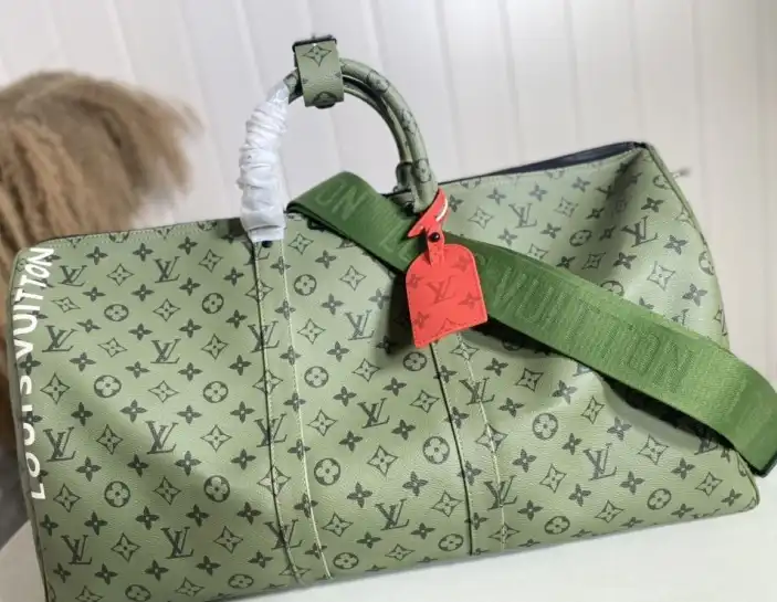 LV Travel Bags 4206A-0358
