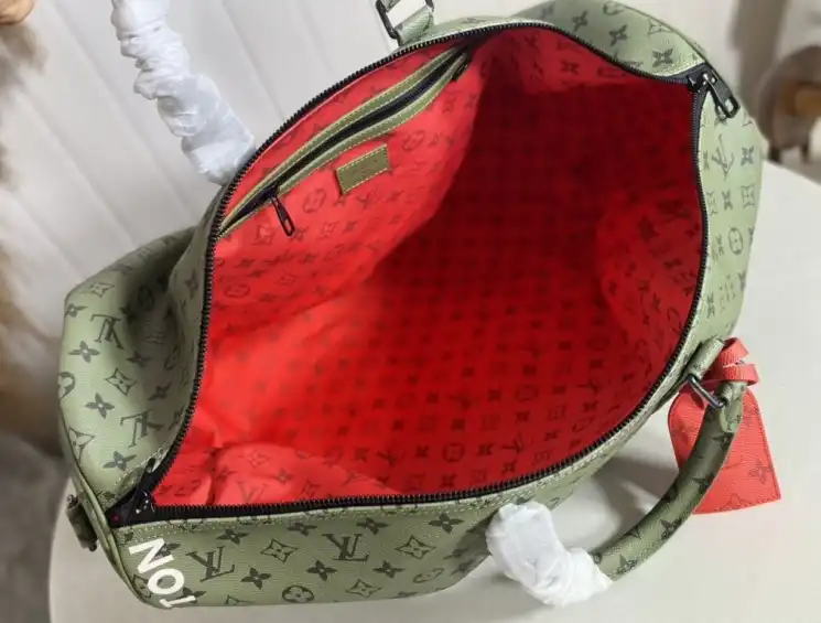 LV Travel Bags 4206A-0358