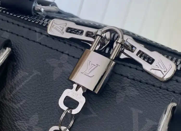 LV Travel Bags 4206A-0360