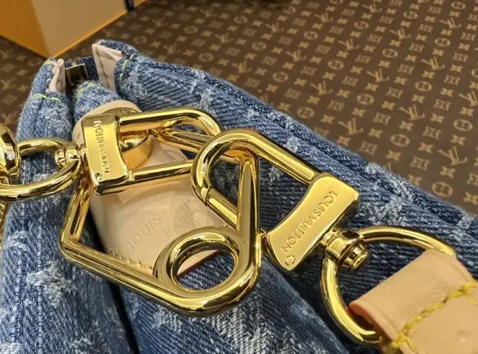 LV Satchel bags 4206A-0368