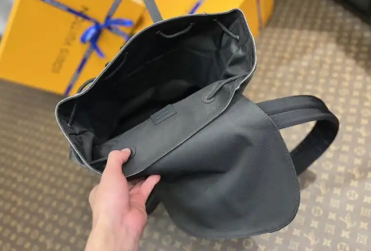 LV Backpacks 4206A-0379