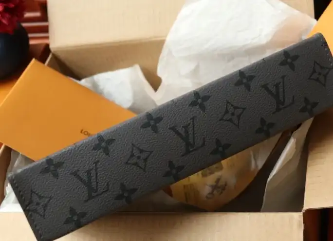 LV Clutch Bags 4206A-0858