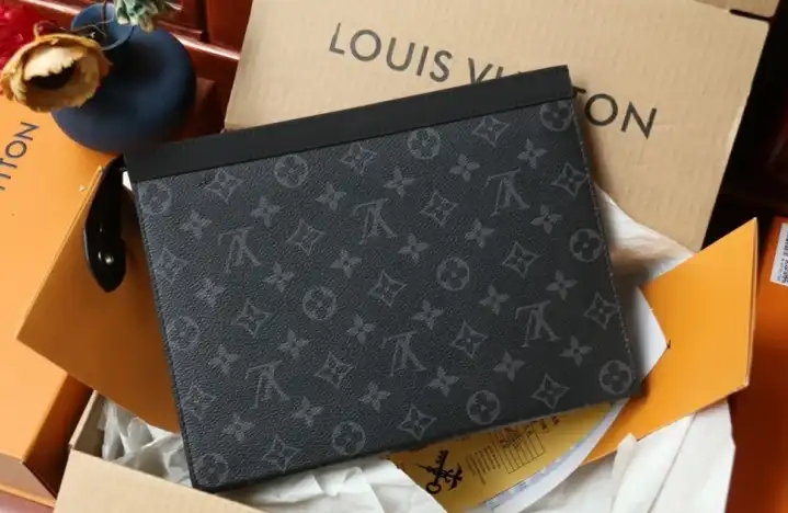 LV Clutch Bags 4206A-0859