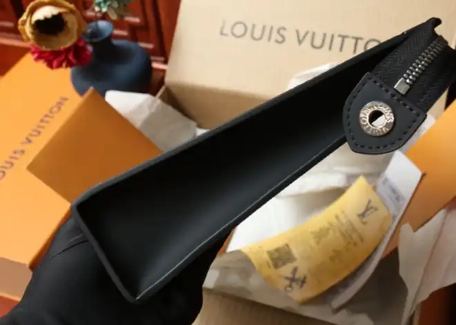 LV Clutch Bags 4206A-0859