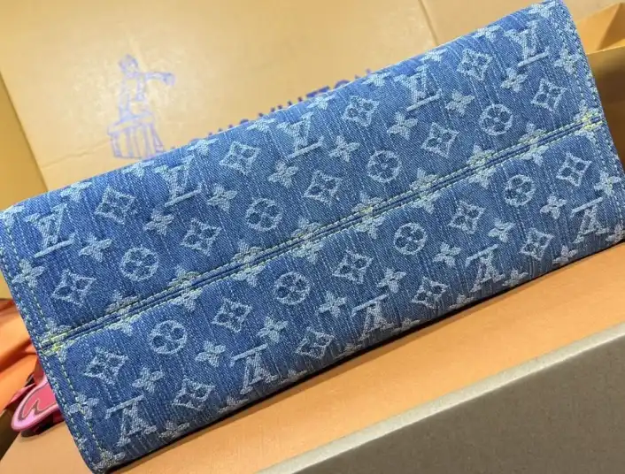 LV Shopping Bags 4206A-1255