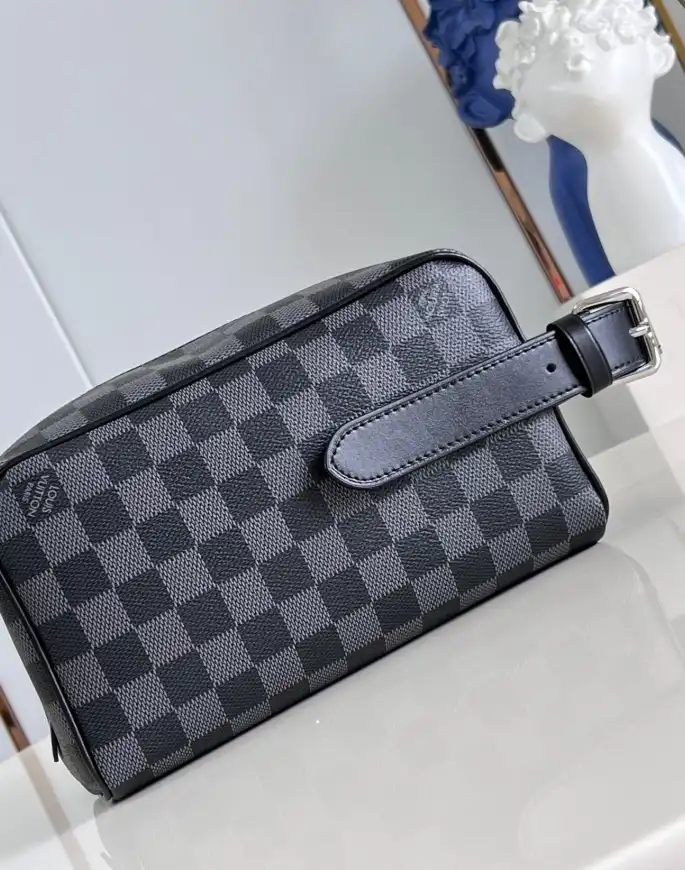 LV Cosmetic Bags 4206A-1274