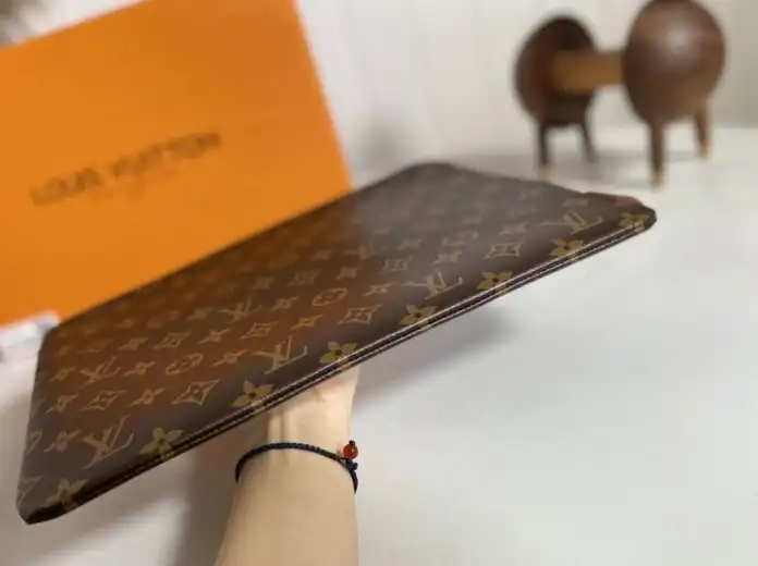 LV Clutch Bags 4206A-2150