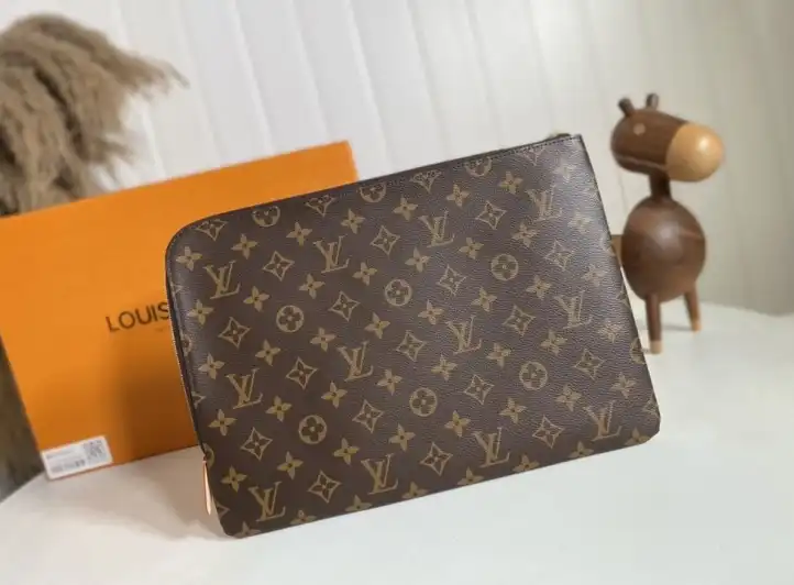 LV Clutch Bags 4206A-2150