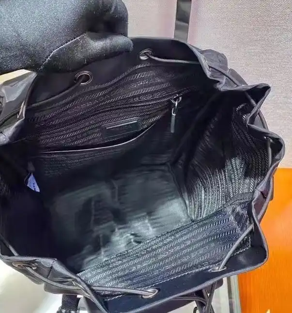 LV Backpacks 4206A-2400