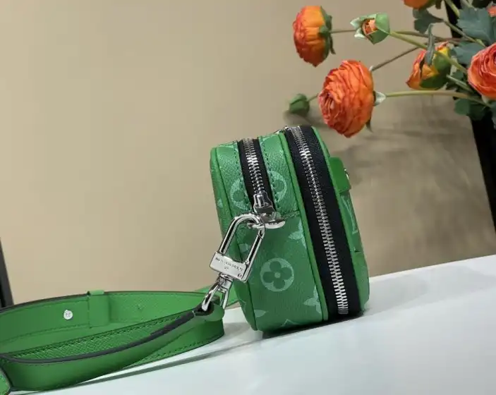 LV Satchel bags 4206A-2660