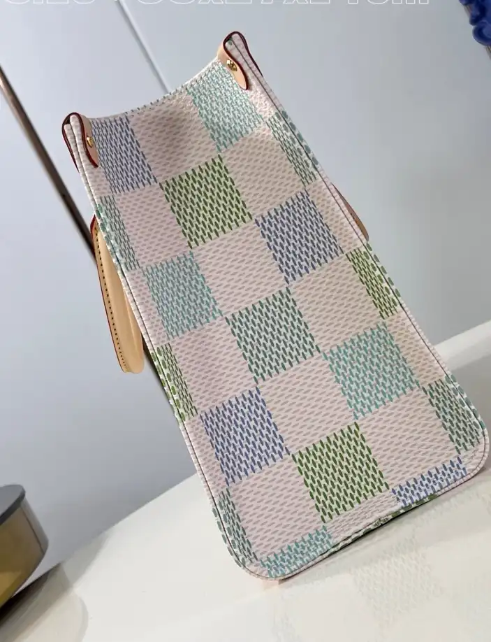 LV Shopping Bags 4206A-2697