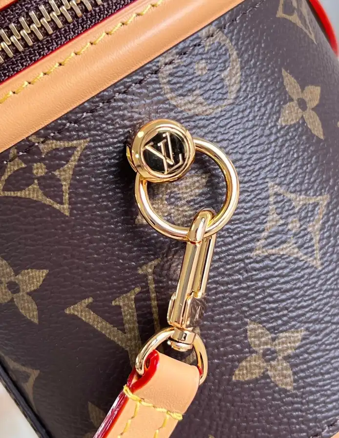 LV Bucket Bags 4206A-2700