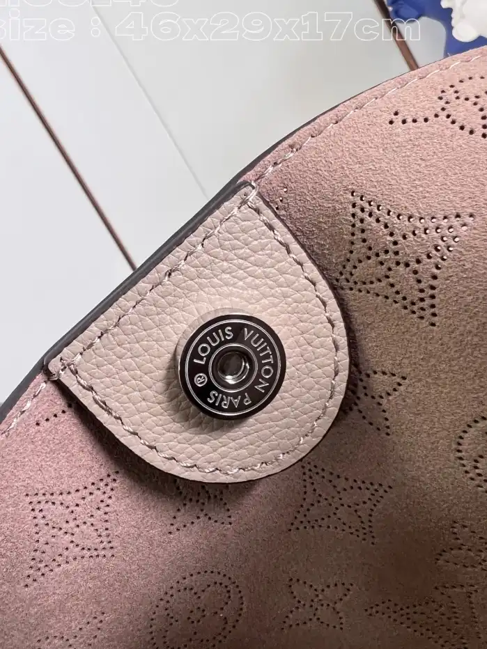 LV Shopping Bags 4206A-2722