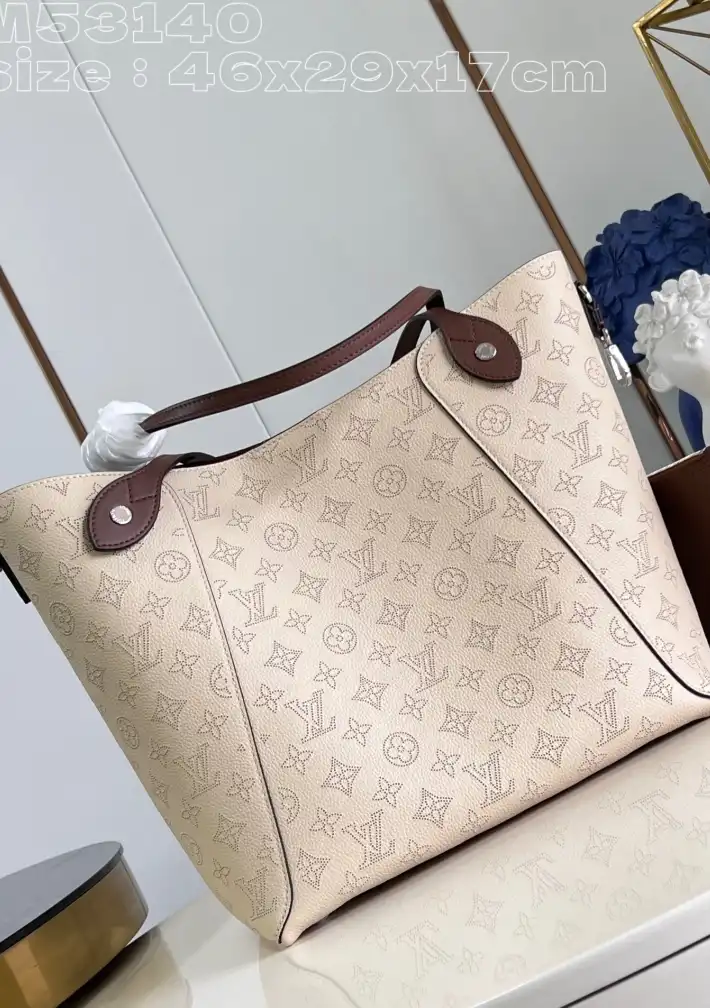 LV Shopping Bags 4206A-2723