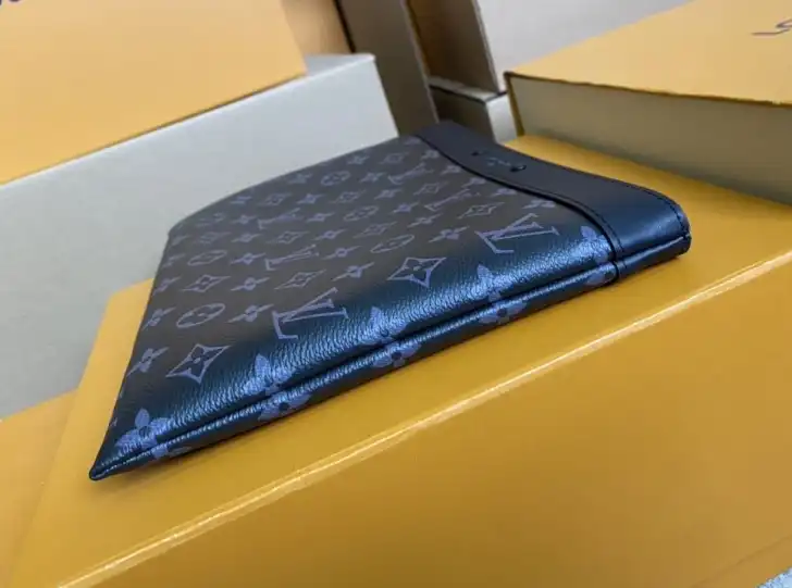 LV Clutch Bags 4206A-2841