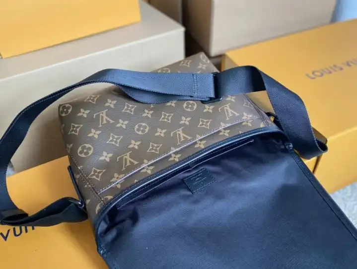 LV Satchel bags 4206A-3315