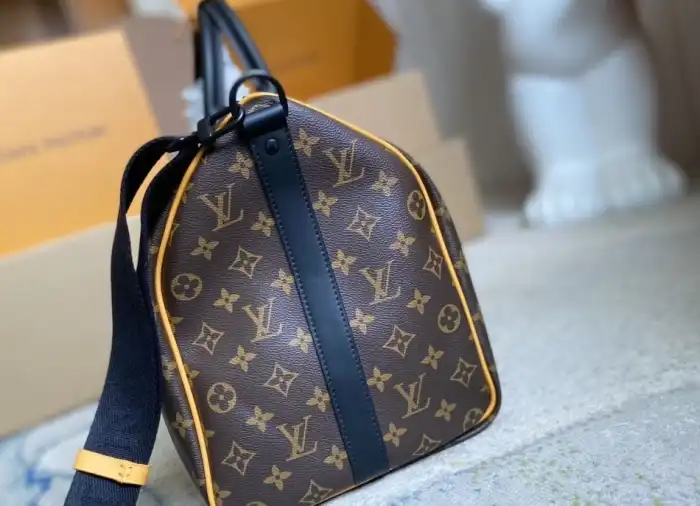 LV Travel Bags 4206A-3337