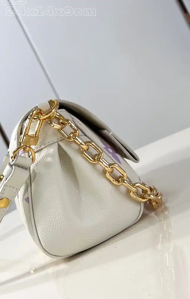 LV Satchel bags 4206A-3472