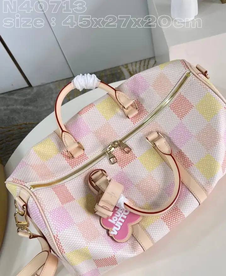 LV Travel Bags 4206A-3525