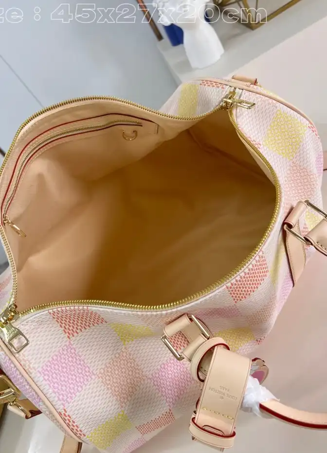 LV Travel Bags 4206A-3525