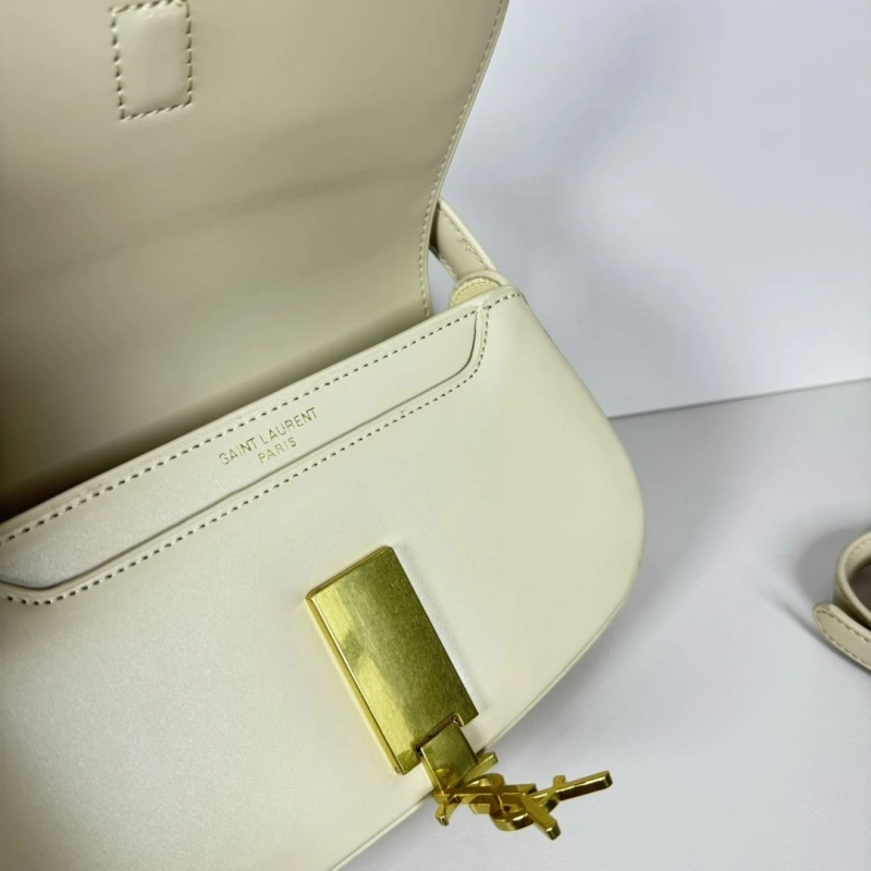 Y51 top handle bags 4206a-3711