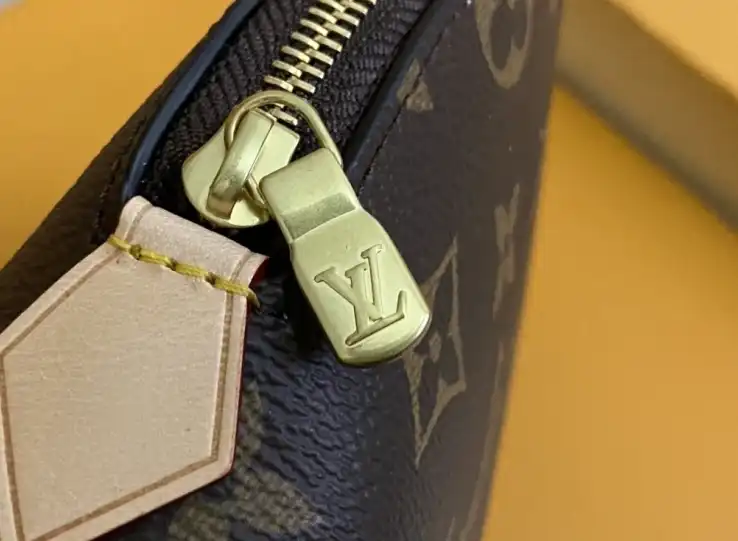 LV Clutch Bags 4206A-5165