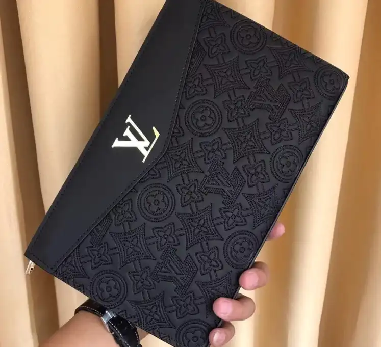 LV Clutch Bags 4206A-5536