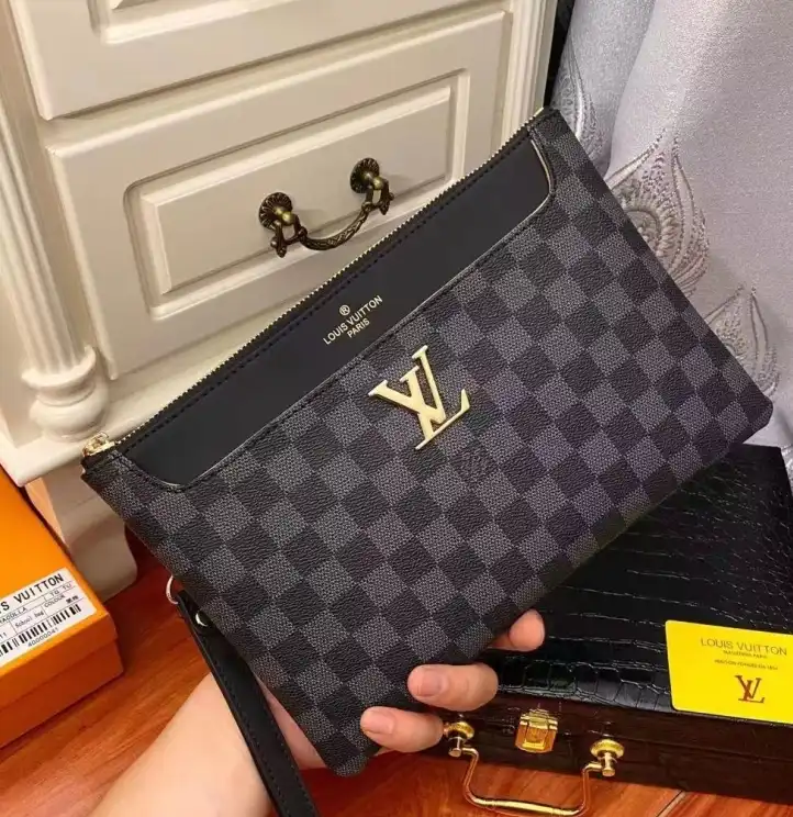 LV Clutch Bags 4206A-5540