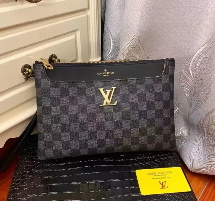 LV Clutch Bags 4206A-5540