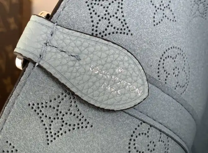 LV Shopping Bags 4206A-5962