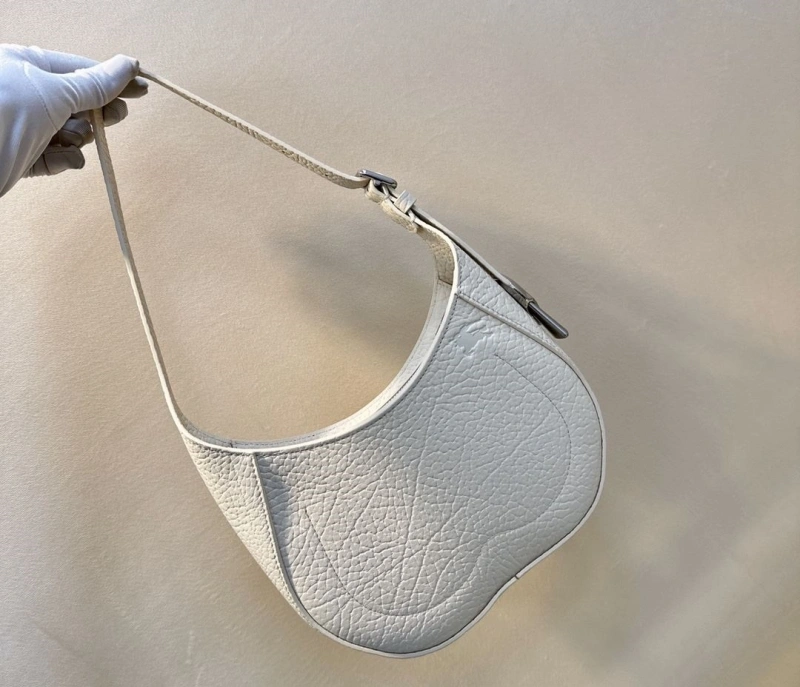 Bv*b*rry top handle bags 4211d-0014