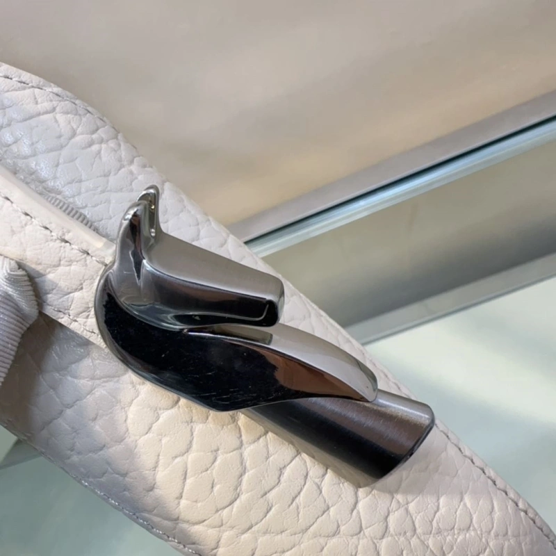 Bv*b*rry top handle bags 4211d-0016