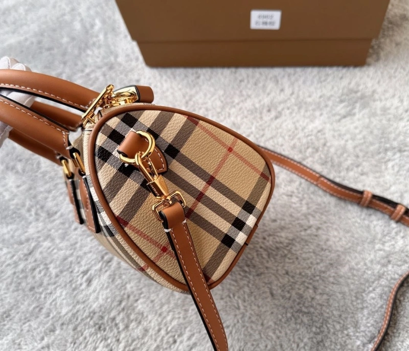 Bv*b*rry speedy bags 4211d-0033