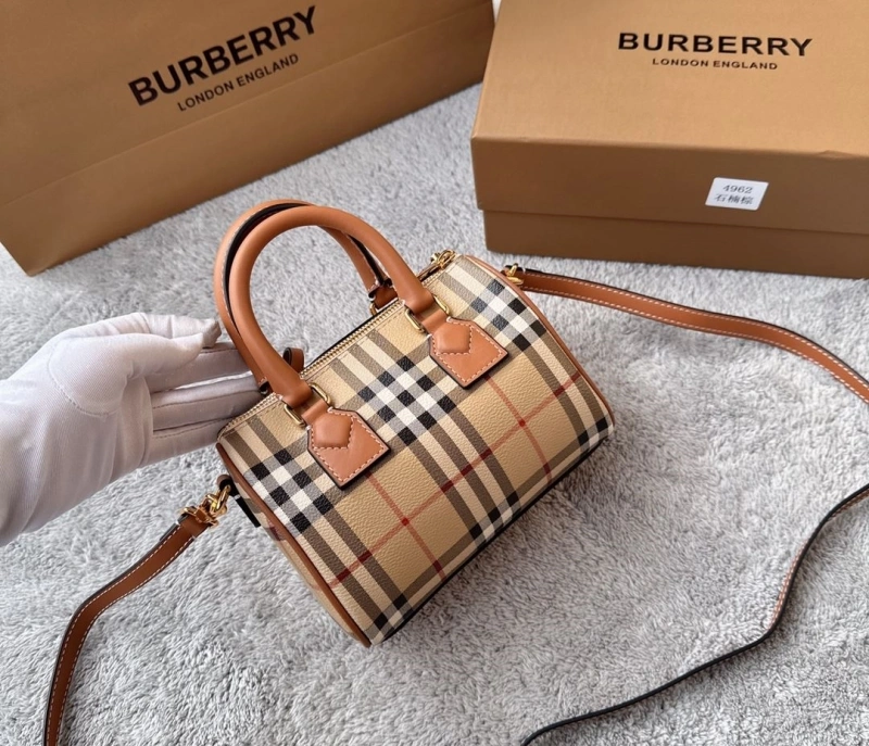 Bv*b*rry speedy bags 4211d-0033