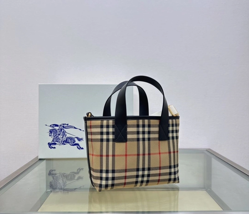 Bv*b*rry shopping bags 4211d-0092