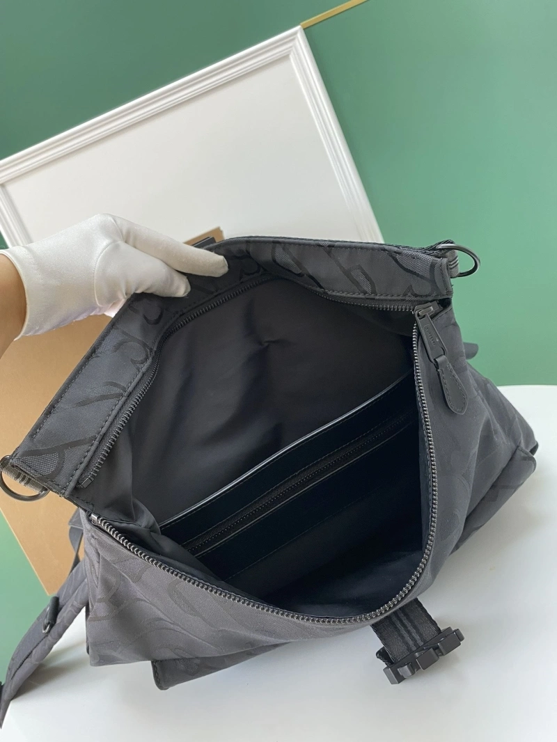 Bv*b*rry backpacks 4211d-0143