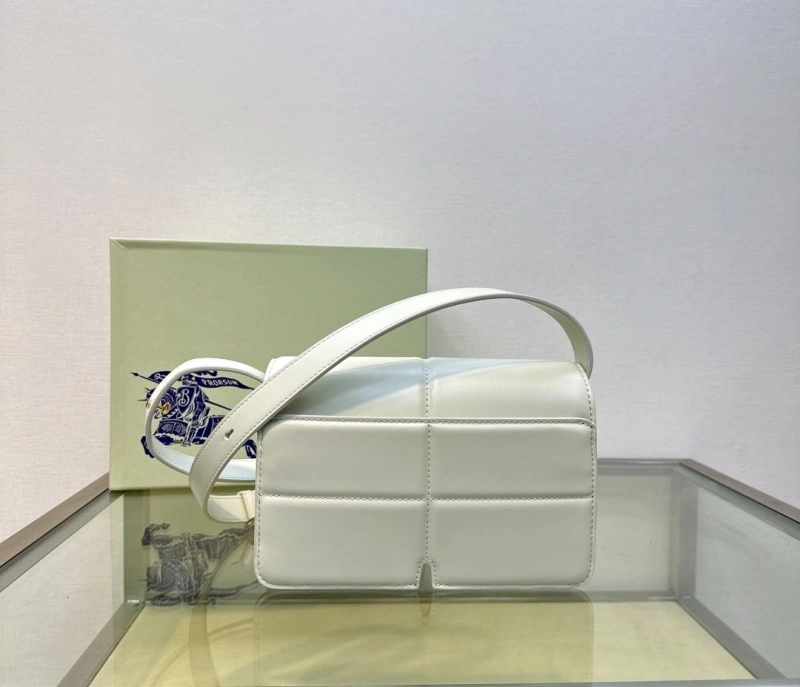 Bv*b*rry satchel bags 4211d-0198