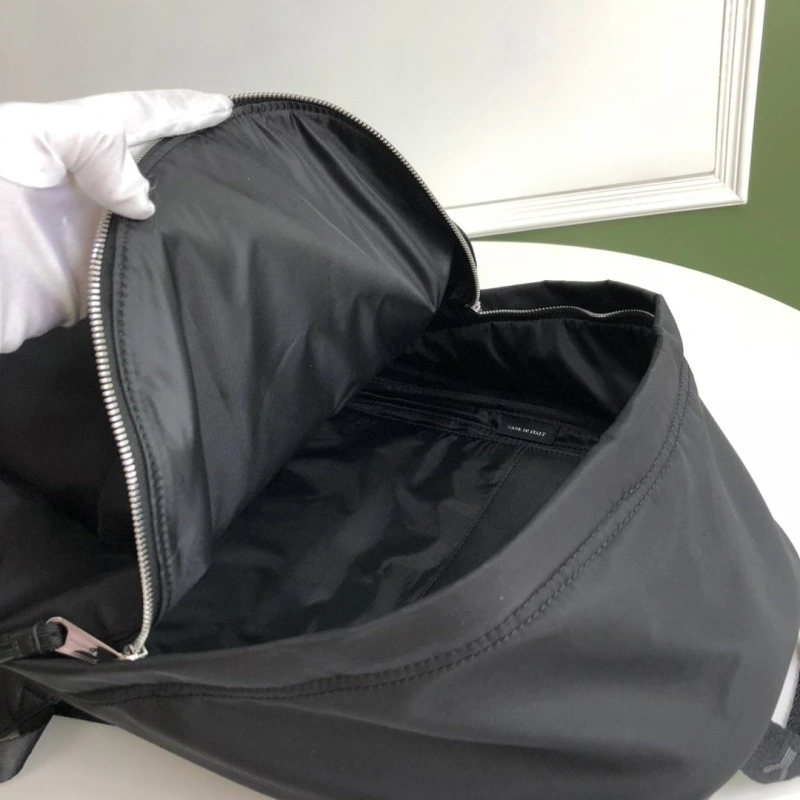 Bv*b*rry backpacks 4211d-0203