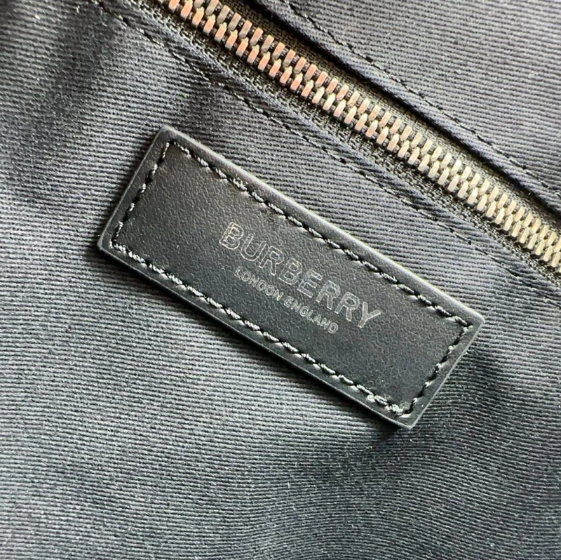 Bv*b*rry speedy bags 4211d-0240
