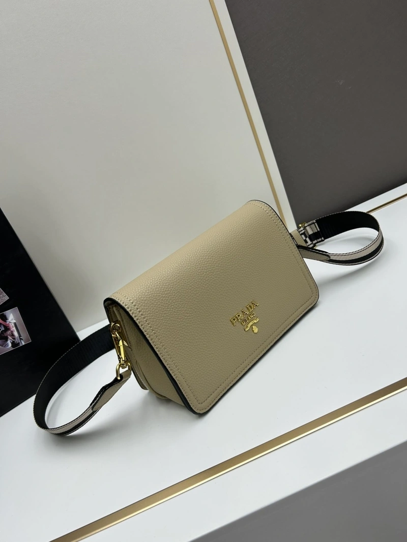 Pra*a satchel bags 4213-0166