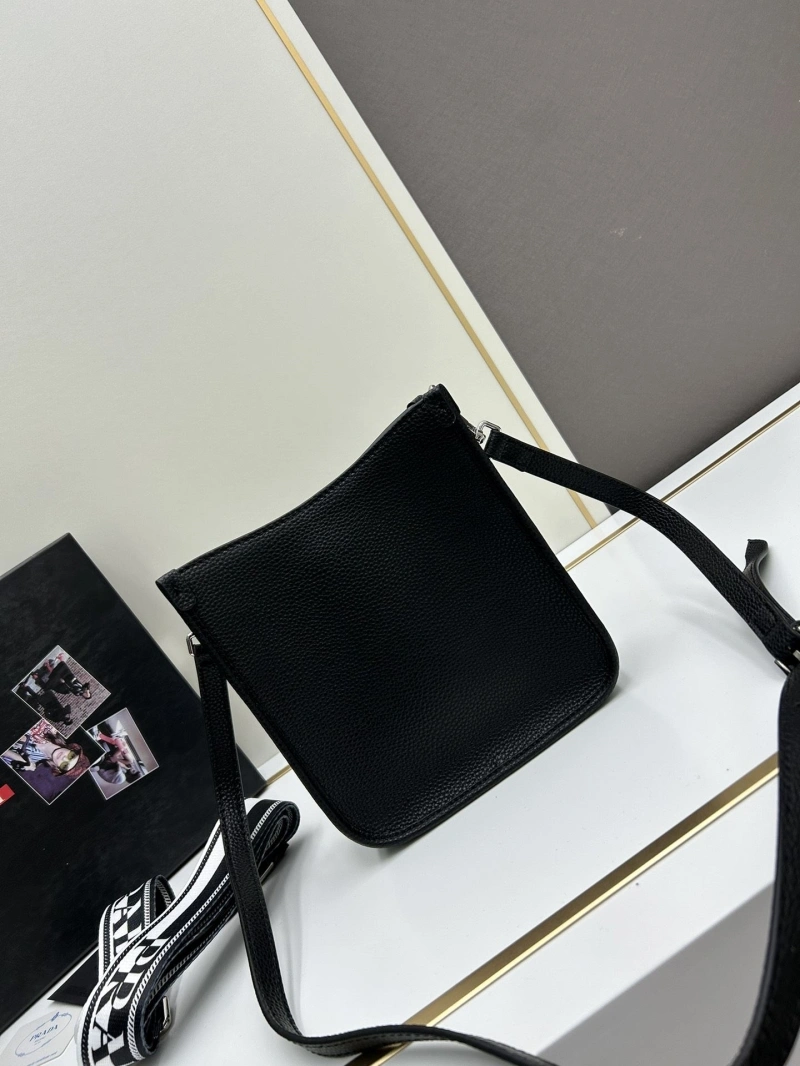 Pra*a satchel bags 4213-0184