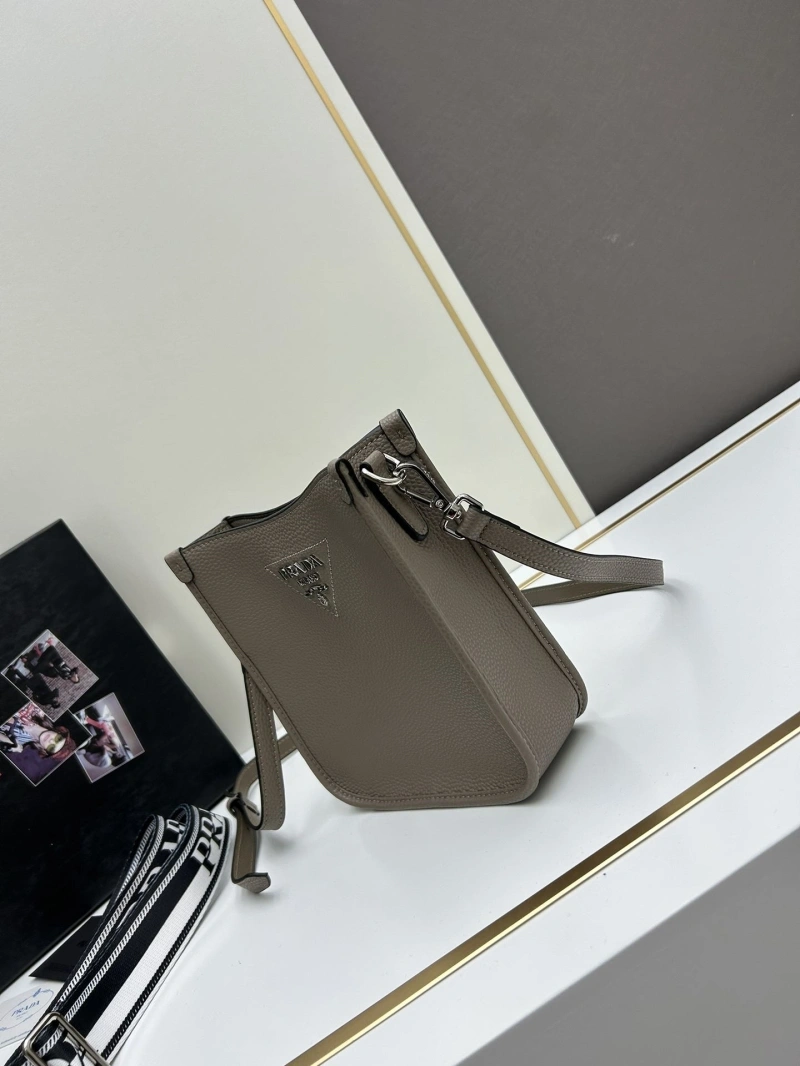 Pra*a satchel bags 4213-0185