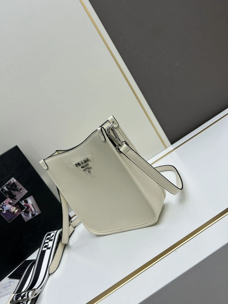 Pra*a satchel bags 4213-0188