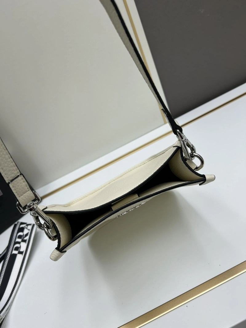 Pra*a satchel bags 4213-0188