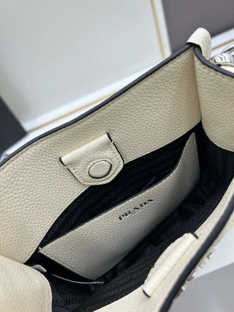 Pra*a satchel bags 4213-0188